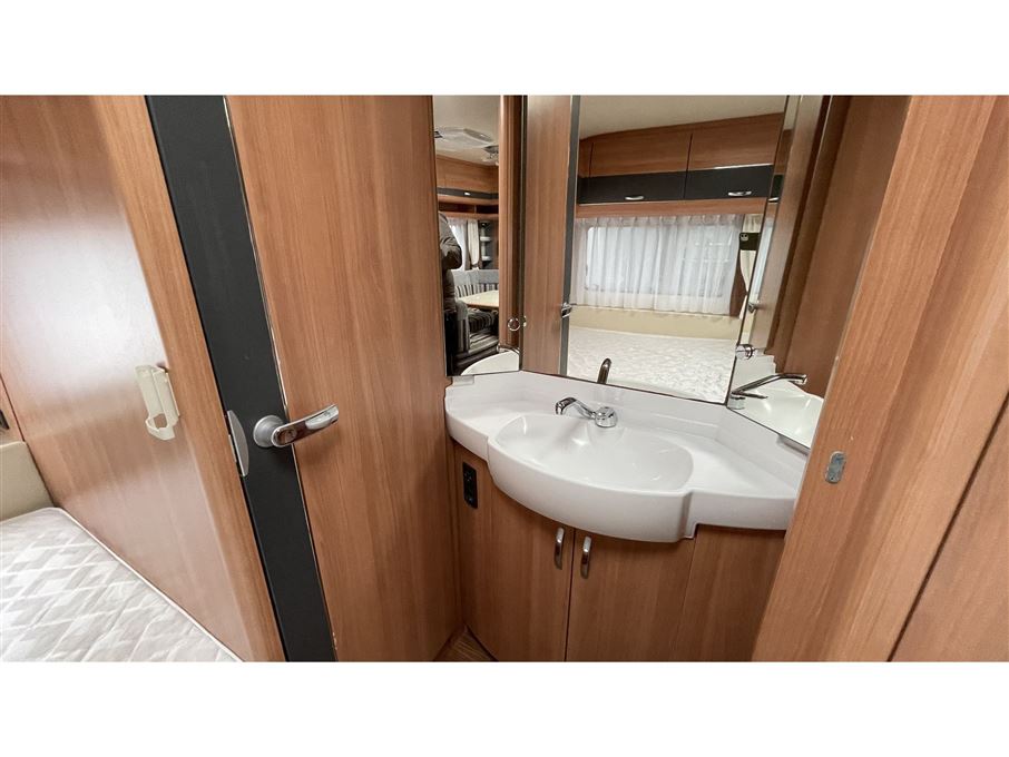 Hobby De Luxe 650 KMFe